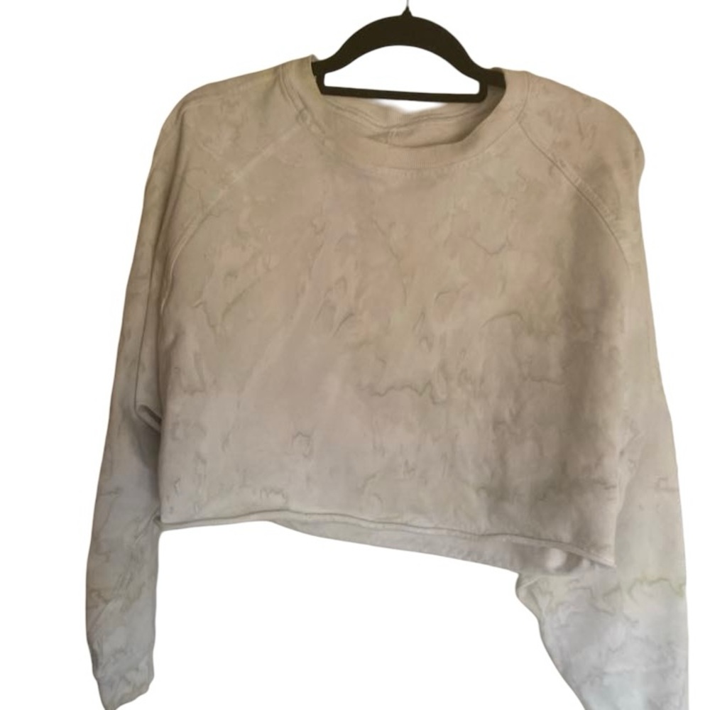 Lululemon long sleeve cropped active top Size 8